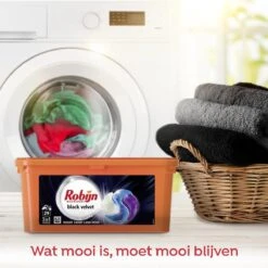 Robijn Black Velvet 3 In 1 Wascapsules Speciaal Voor De Zwarte Was - 29 Wasbeurten -Thuis Wassen 1200x1200 335