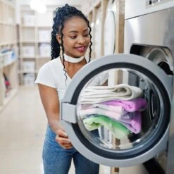 Omo Vloeibaar Wasmiddel Kleur - 100 Wasbeurten - Grootverpakking -Thuis Wassen 1200x1200 730